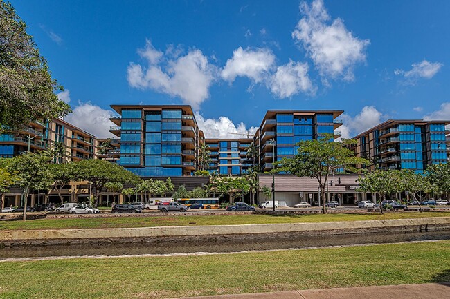 Building Photo - Park Lane Ala Moana 7501