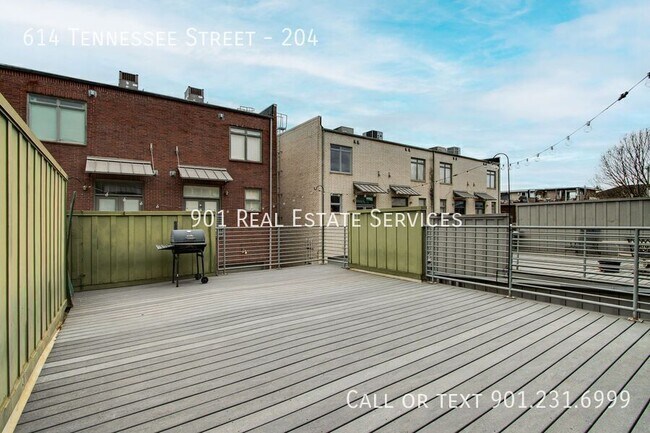 Building Photo - 614 Tennessee St