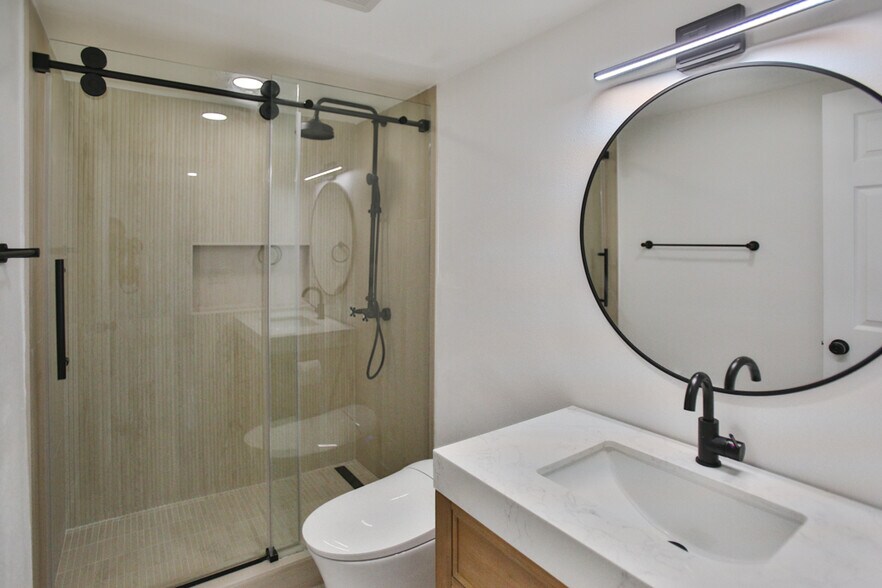 Building Photo - 17165 Pacific Coast Hwy