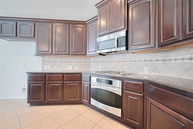 Building Photo - 13315 Peach Orchard Ln