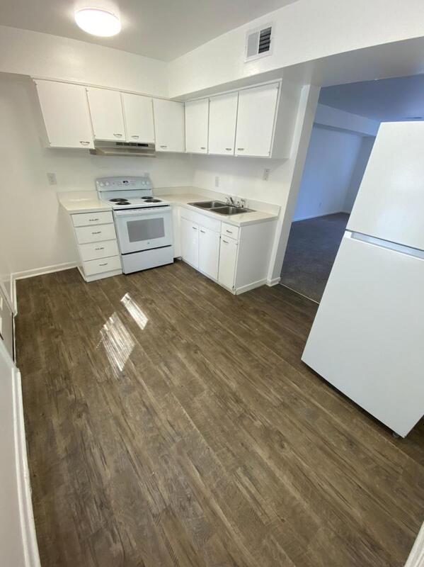 Building Photo - 2630 Wayside Dr