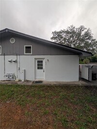 Building Photo - 803 NW 40 Ave
