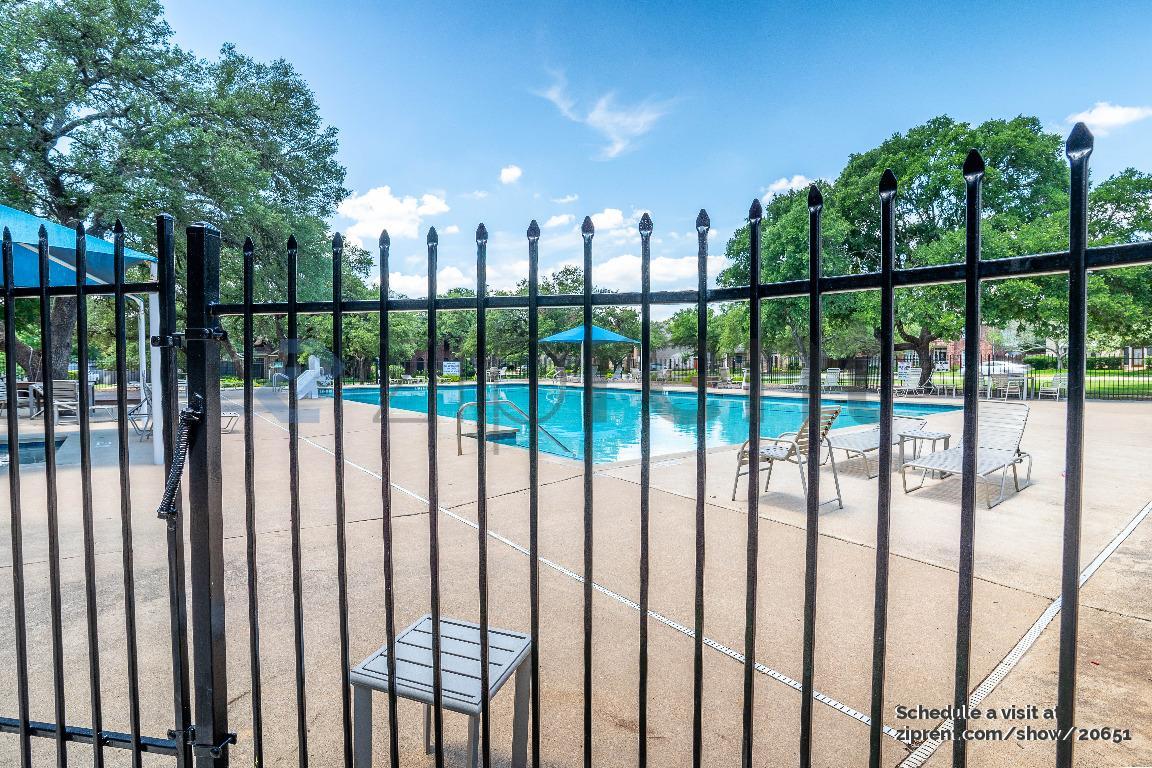 Building Photo - 3505 Malone Dr