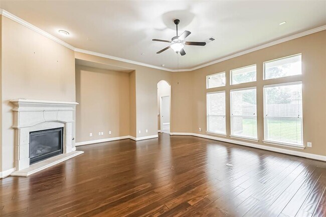 Building Photo - 13911 Desert Trace Ct