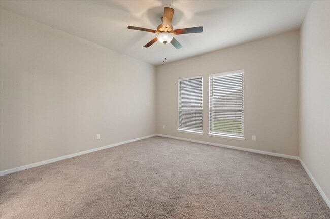 Building Photo - AVAILABLE NOW! Beautiful 3 Bedroom Home Located in Temple, Texas!
