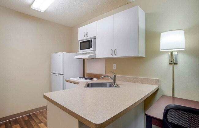 Building Photo - Furnished Studio-Huntsville - U.S. Space a...
