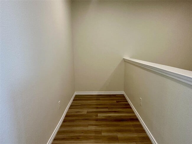 Building Photo - 515 War Admiral Dr