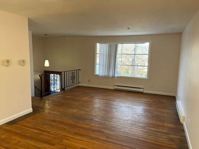 Building Photo - 2 S Sherwood Ave