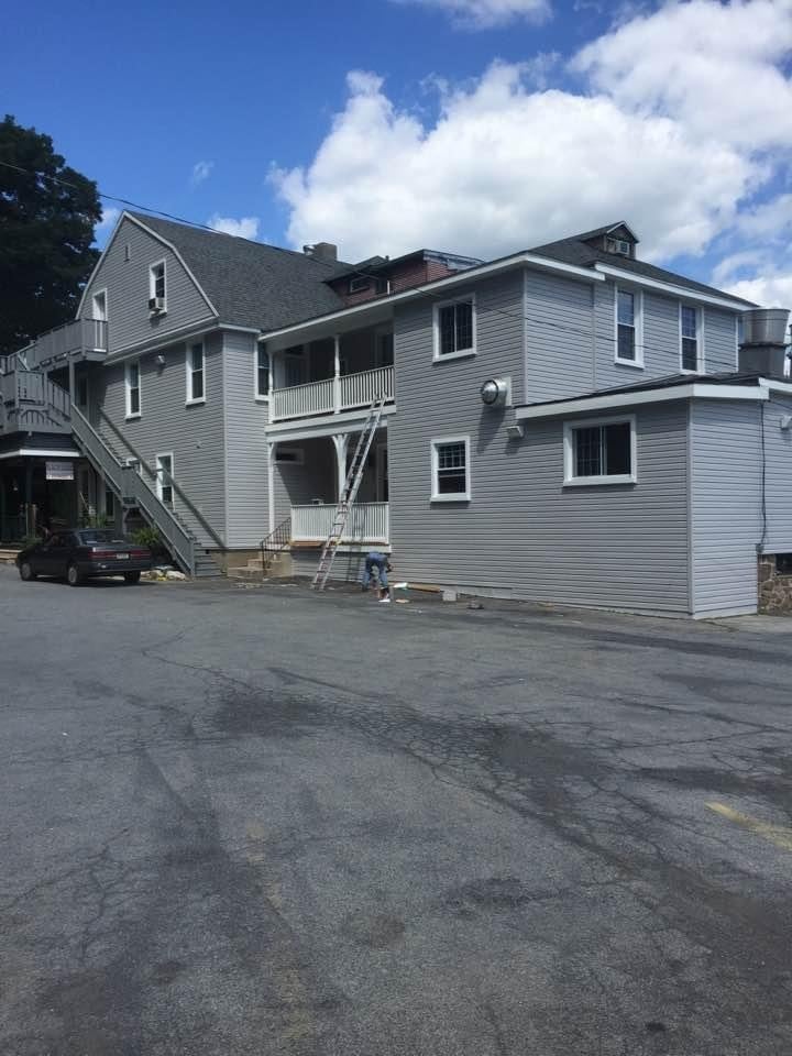 outside - 903 Morgantown Rd