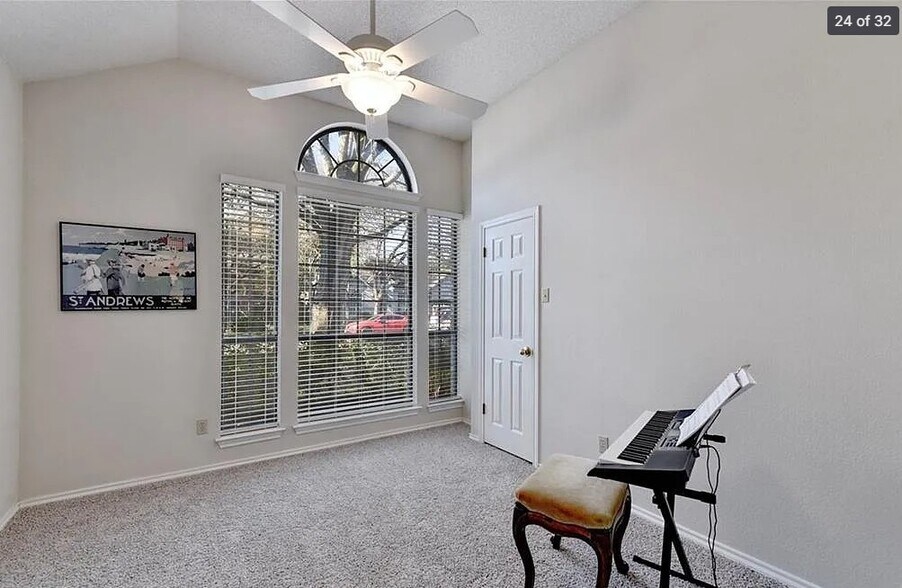 Building Photo - 3700 Rocky Ford Dr