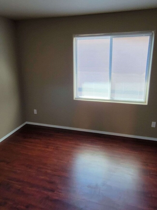 Building Photo - W Shannon Duplex