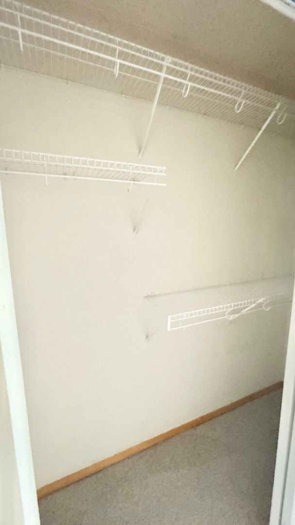 Building Photo - N0611