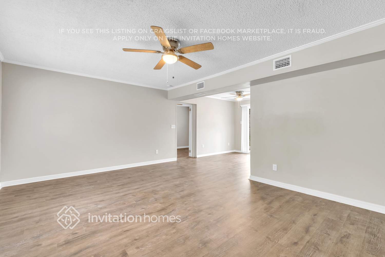 Building Photo - 8061 Delaroche Dr