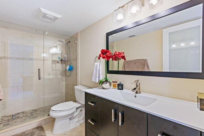 Building Photo - 3560 S Ocean Blvd