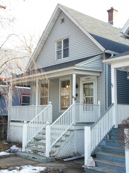Primary Photo - 1021 Sherman Ave