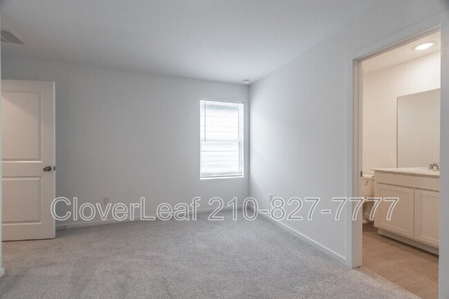 Building Photo - 8523 Loska Grn