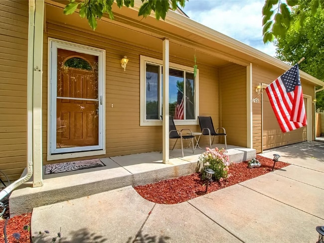 Building Photo - 3916 Eagles Nest Dr