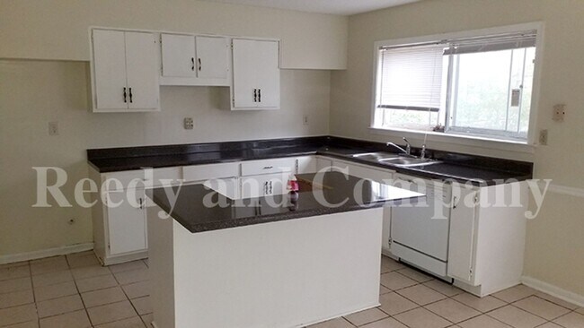 Building Photo - 2864 Randy Cove