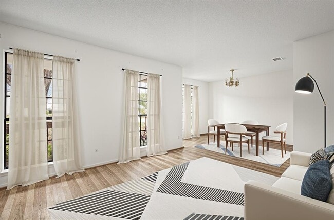 Building Photo - 3107 Timber View Dr