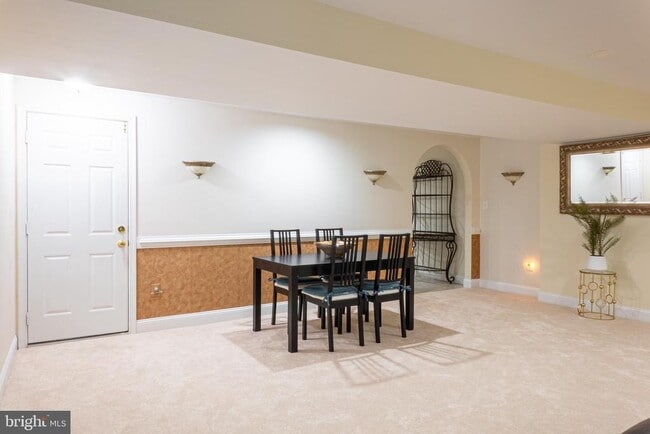 Building Photo - 4705 Rippling Pond Dr