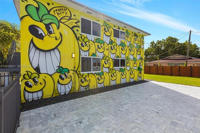 Building Photo - 7602 N Miami Ave