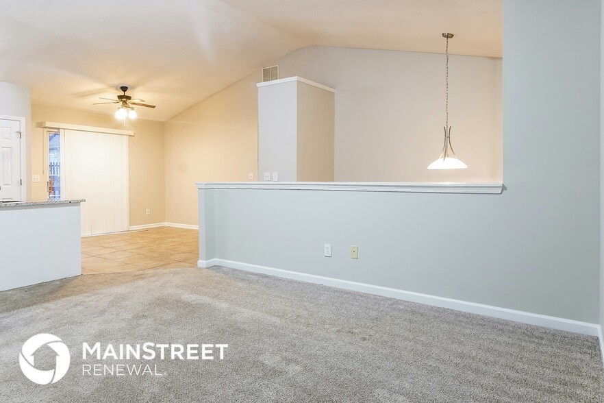 Building Photo - 234 Bainbridge Cir