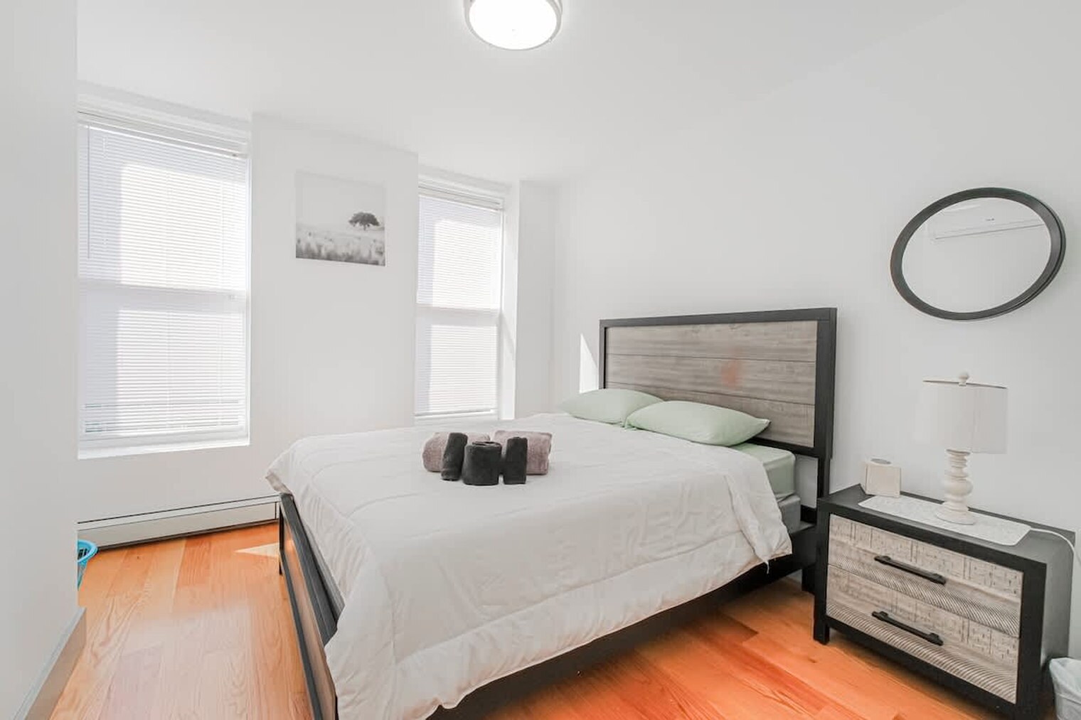 Building Photo - 479 Putnam Ave