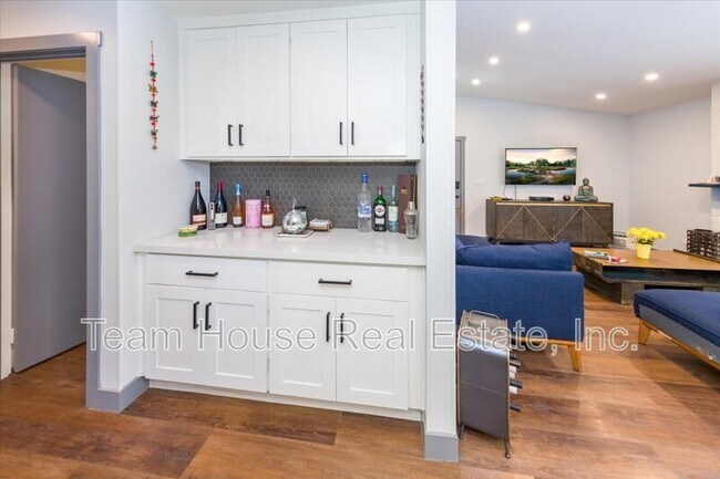 Building Photo - 26076 Viento Ct