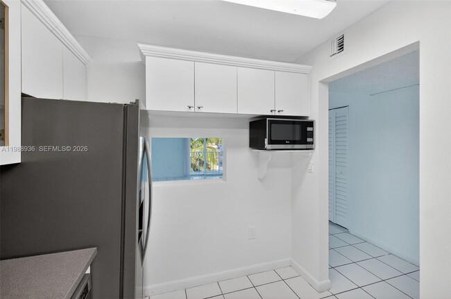 Building Photo - 1428 Euclid Ave