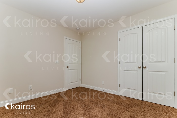 Building Photo - 613 Ferguson Ln