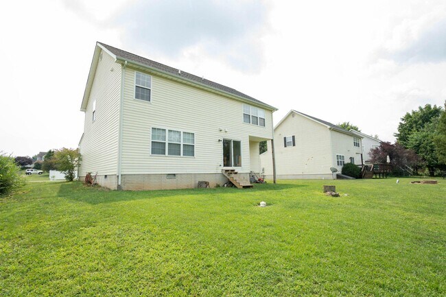 Building Photo - 510 N Teal Rd