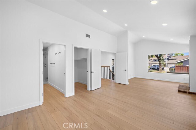 Building Photo - 3326 Calle La Veta