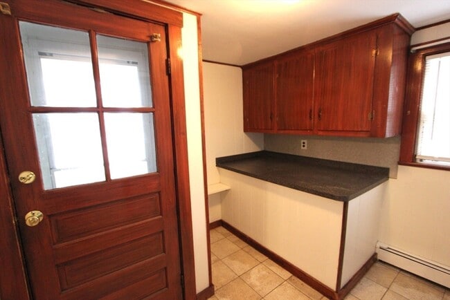 Building Photo - 75 Wachusett St