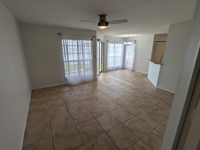 Building Photo - 7020 US-1