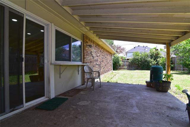 Building Photo - 1805 Spanish Trail