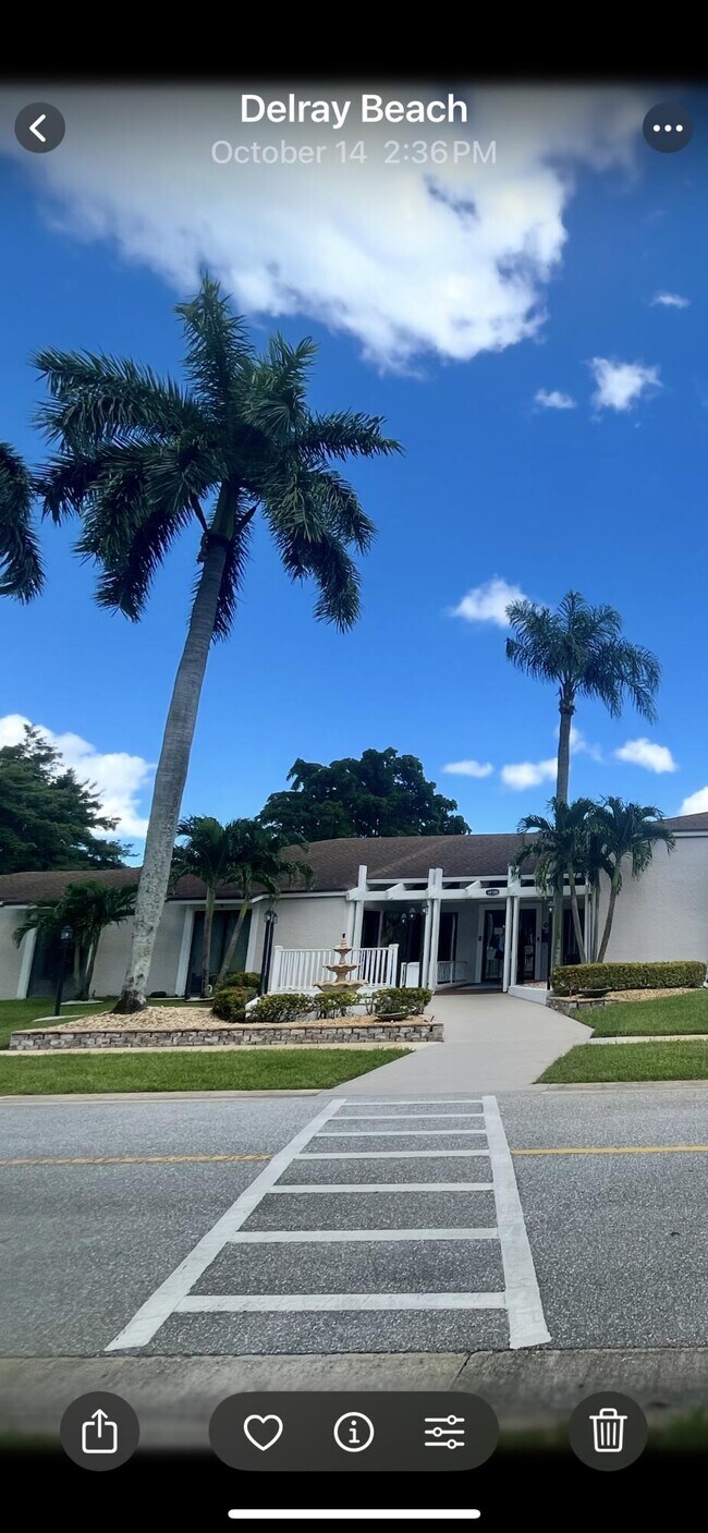 Building Photo - 14623 Bonaire Blvd