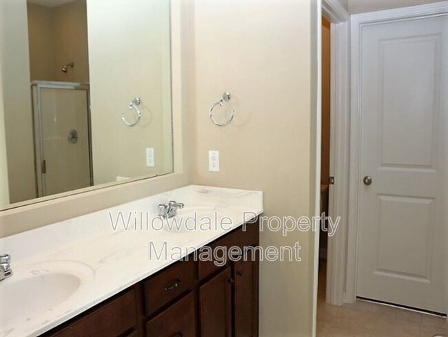 Building Photo - 2424 Lambton Wood Dr