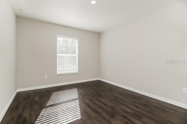 Building Photo - 2642 SW 165th Street Rd