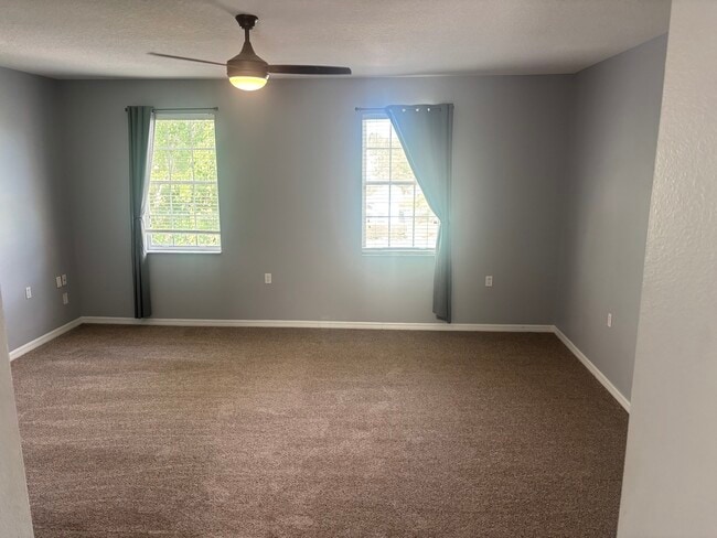 Building Photo - 862 Jade Forest Ave