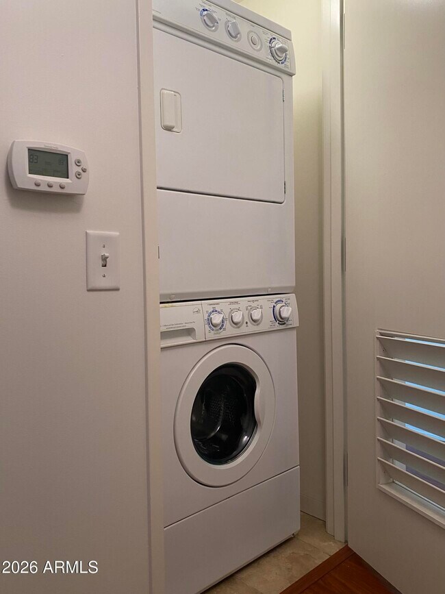 Building Photo - 4808 N 24th St