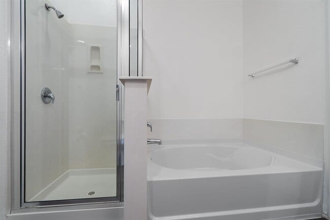 Building Photo - 5508 Nelson Oaks Dr