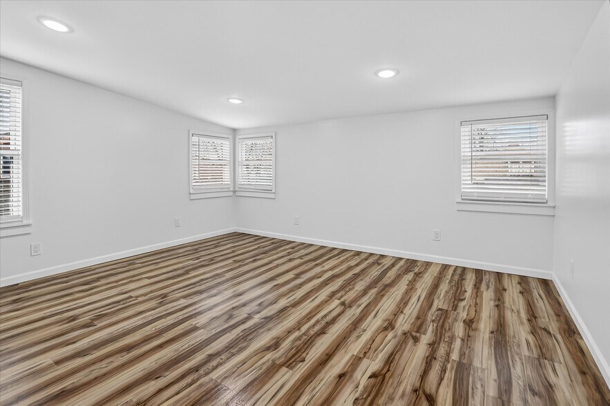 Building Photo - 509 McDonald St