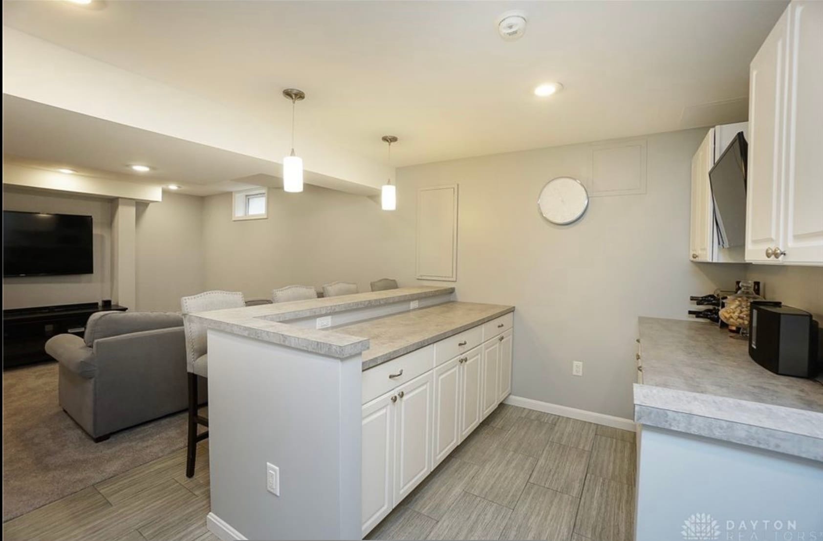 Building Photo - 5926 Deerfield Village Dr