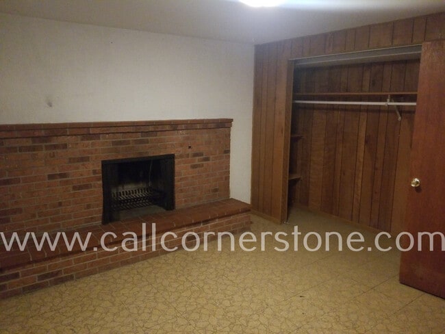 Building Photo - 3622 Alpine Pl