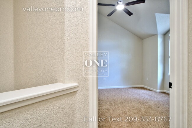 Building Photo - 1170 E Monte Vista Ave