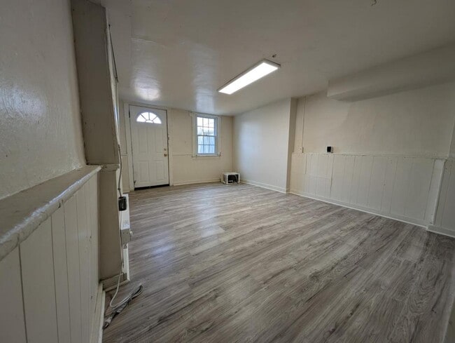 Building Photo - 5409 Carnegie St