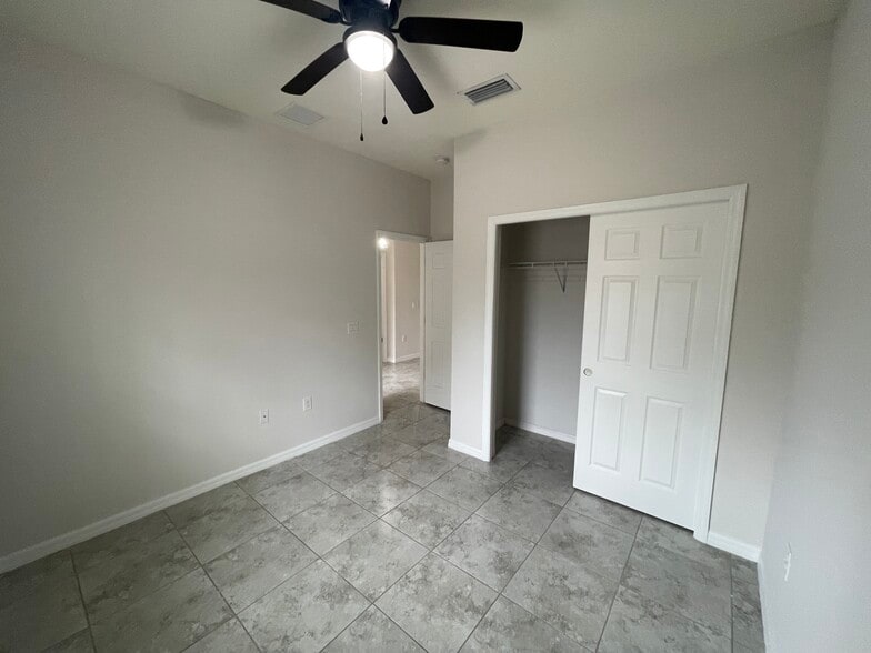Second bedroom - 24484 Zephyr Ct