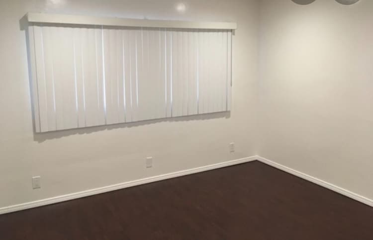 Building Photo - 5711 Carlton Way