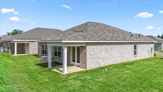 Building Photo - Cullman City Limits - pet friendly