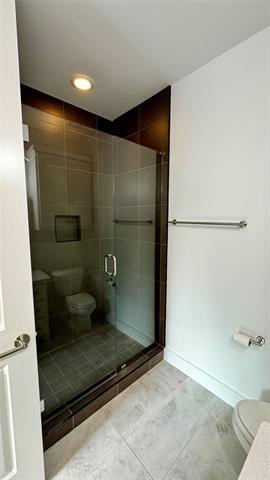 Building Photo - 3018 Zenia Dr